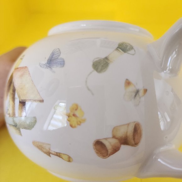 Teapot Hallmark Marjolein Bastin Nature's Sketchbook Gardening Pot Tools Birds - Picture 7 of 16